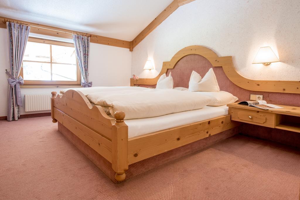 Landhotel Älpili Gaschurn Esterno foto